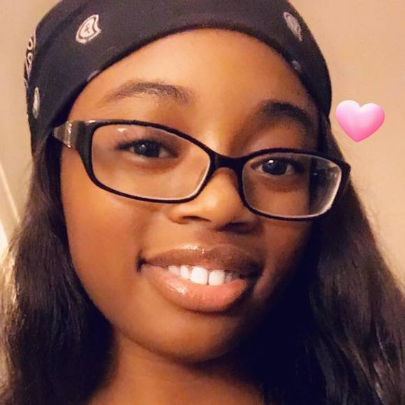 Meet your Posher, Deja - Picture 1 of 1